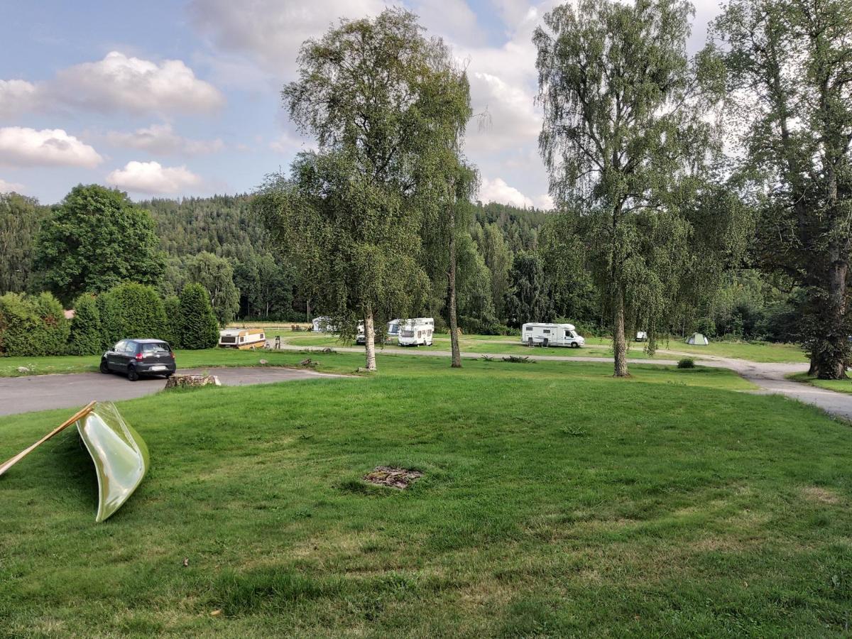 Hunnebergs Gard Hostel & Camping Vargon Bagian luar foto